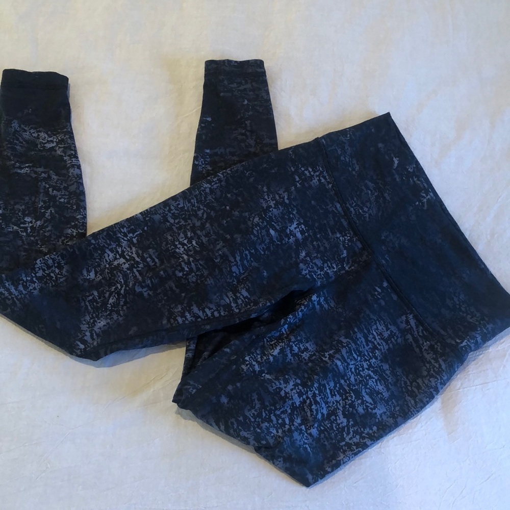 Lululemon black and grey full length leggings